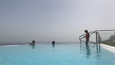 Infinity pool - en nødvendig belønning efter fiskeriet