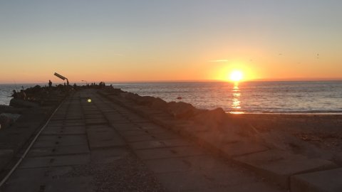 Solnedgang ved Thorsminde Havn