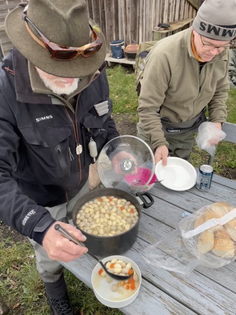 Suppe til frokost - foreningstur efter havørred