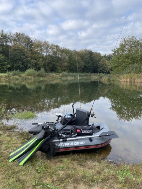 Savage Gear Highrider ved bredden af den gamle fiskepark