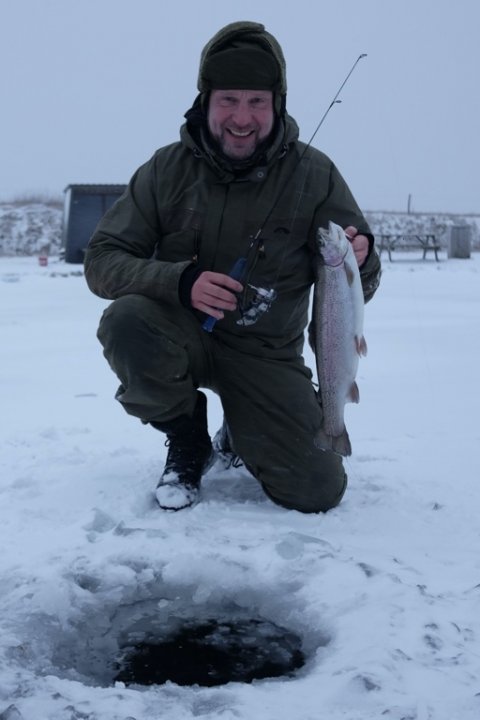 isfiskeri loch nees put and take regnbueørred