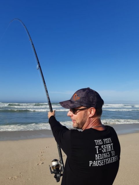 MMM cape town fishing adventures shark fight false bay