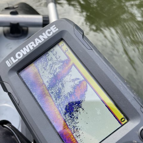Lowrance Hook2 finder liv i dybet?